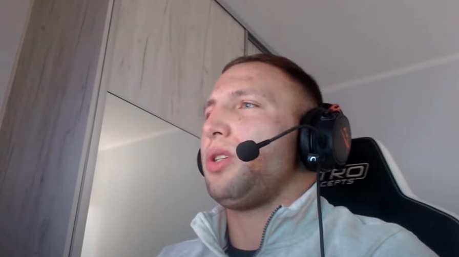 Mistrz KSW miał wypadek. Jego samochód nadaje się do kasacji [ZDJĘCIE]