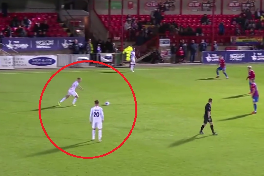 Zaskakująca taktyka angielskich piłkarzy. W ten sposób grali na czas. Sceny jak z kabaretu [WIDEO]