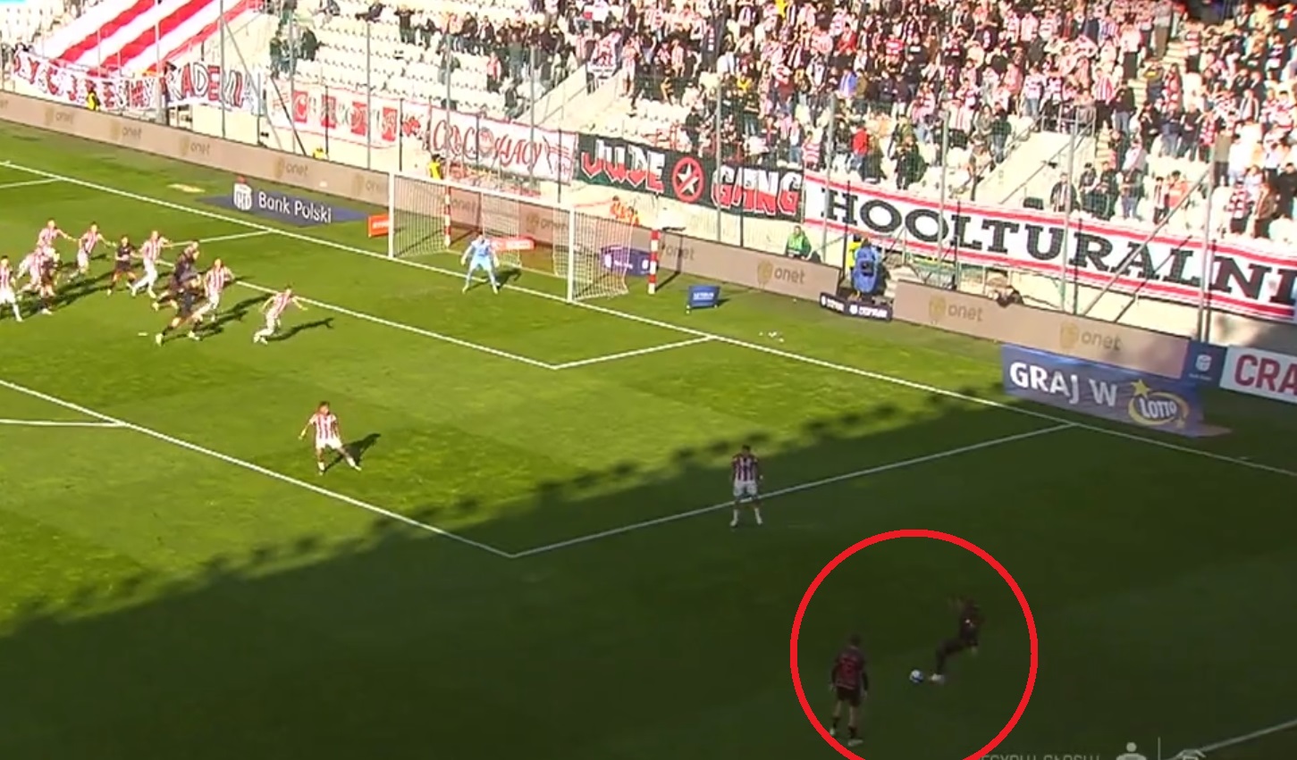 Kapitalny gol Wdowika i sześć bramek w meczu Ekstraklasy! Trafienie Glika nie pomogło Cracovii [WIDEO]