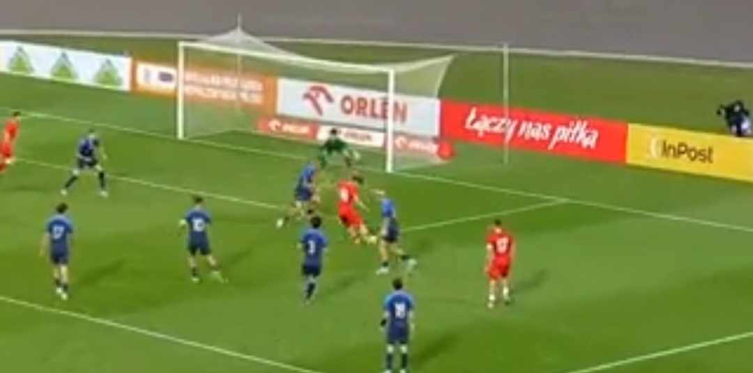 Kapitalny gol młodzieżowego reprezentanta Polski. "W stylu Leo Messiego" [WIDEO]