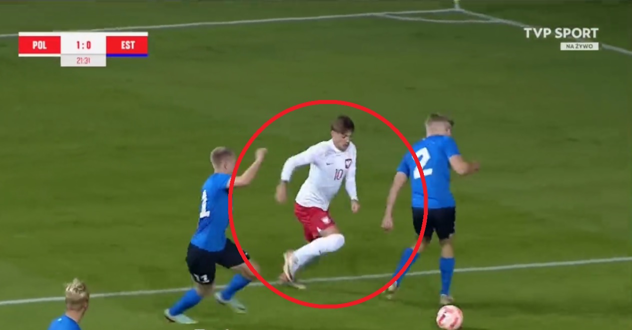 Nicola Zalewski błysnął w młodzieżówce! Świetny rajd i gol piłkarza AS Romy [WIDEO]
