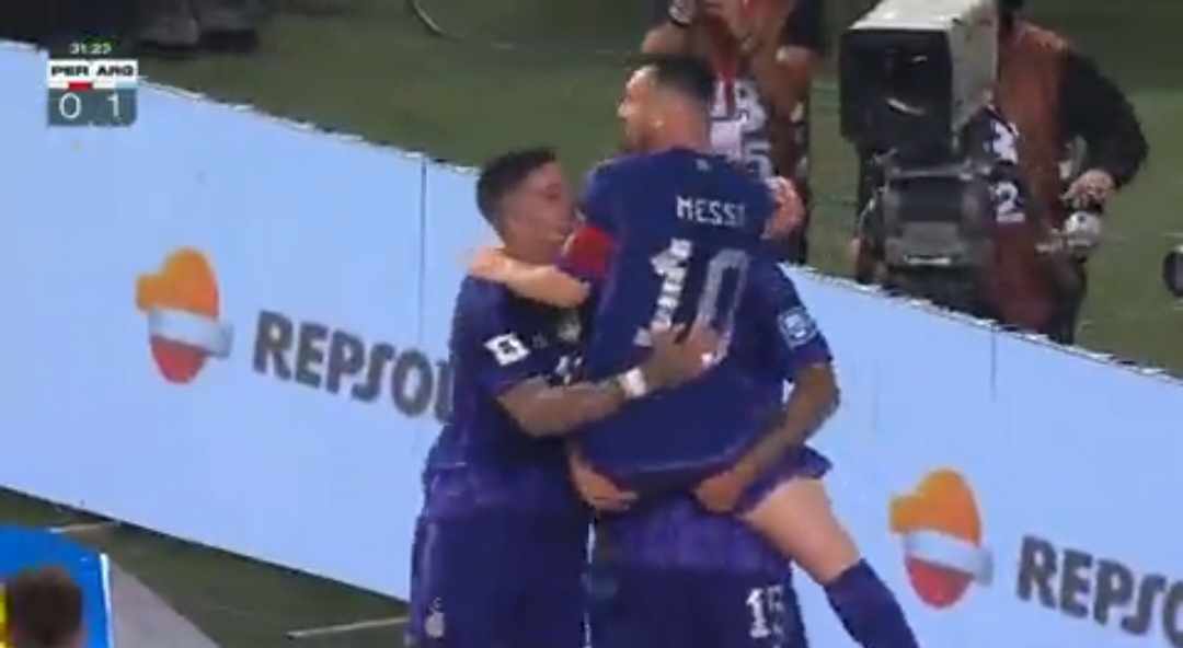 Show Leo Messiego w reprezentacji. Argentyńczyk strzelił dwa gole i zatańczył z rywalami [WIDEO]