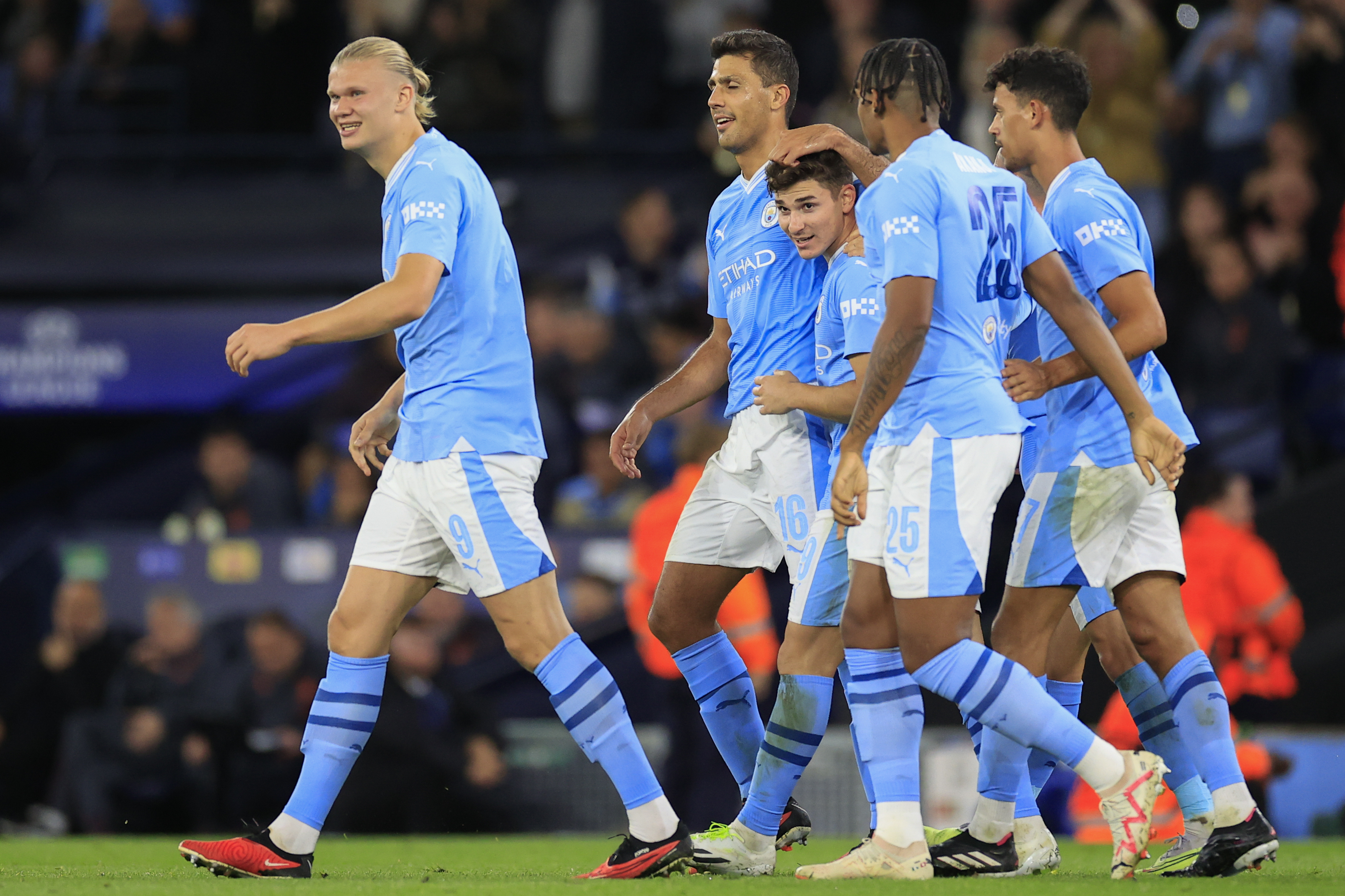 Media: Szokująca klauzula w umowie gwiazdy Manchesteru City. Barcelona chce wykorzystać okazję