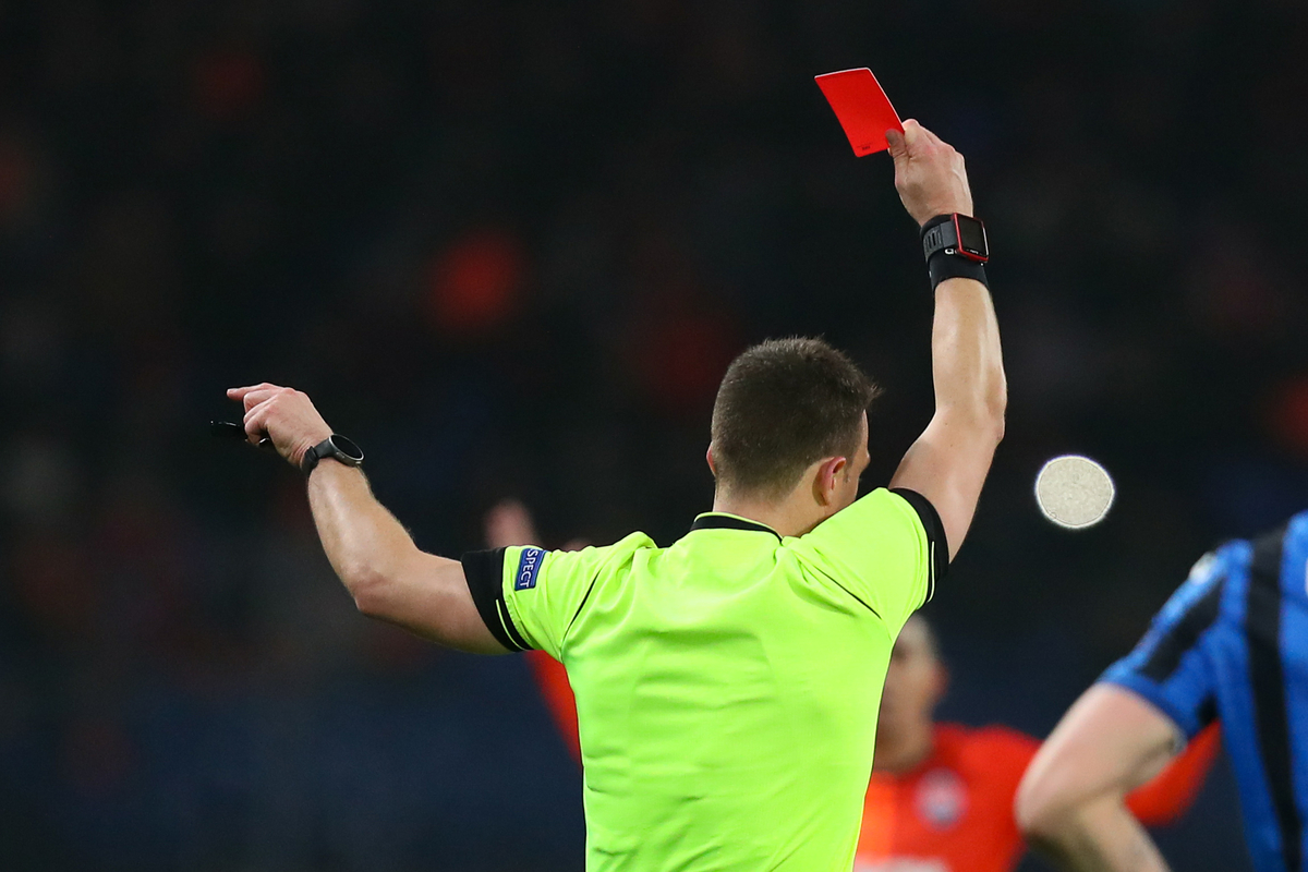 Piłka nożna przejmie zasadę stosowaną w... rugby? Zaskakujący pomysł międzynarodowej organizacji