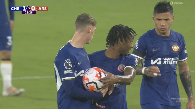 Piłkarze Chelsea pokłócili się o wykonywanie rzutu karnego. Musiał interweniować mistrz świata [WIDEO]