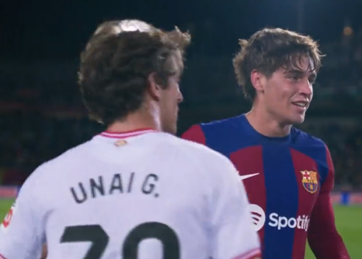 Bohater FC Barcelony na ustach kolegów. Piękne słowa Xaviego o 17-letnim talencie [WIDEO]