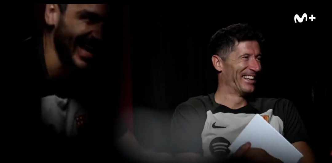 Ilkay Guendogan zażartował z Roberta Lewandowskiego. Kąśliwa uwaga pomocnika Barcelony [WIDEO]