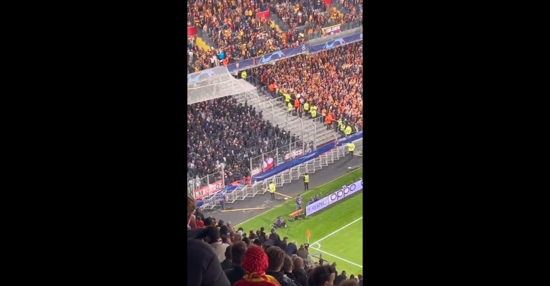 Zadyma przed meczem Ligi Mistrzów. Holenderski klub może zostać ukarany przez UEFA [WIDEO]