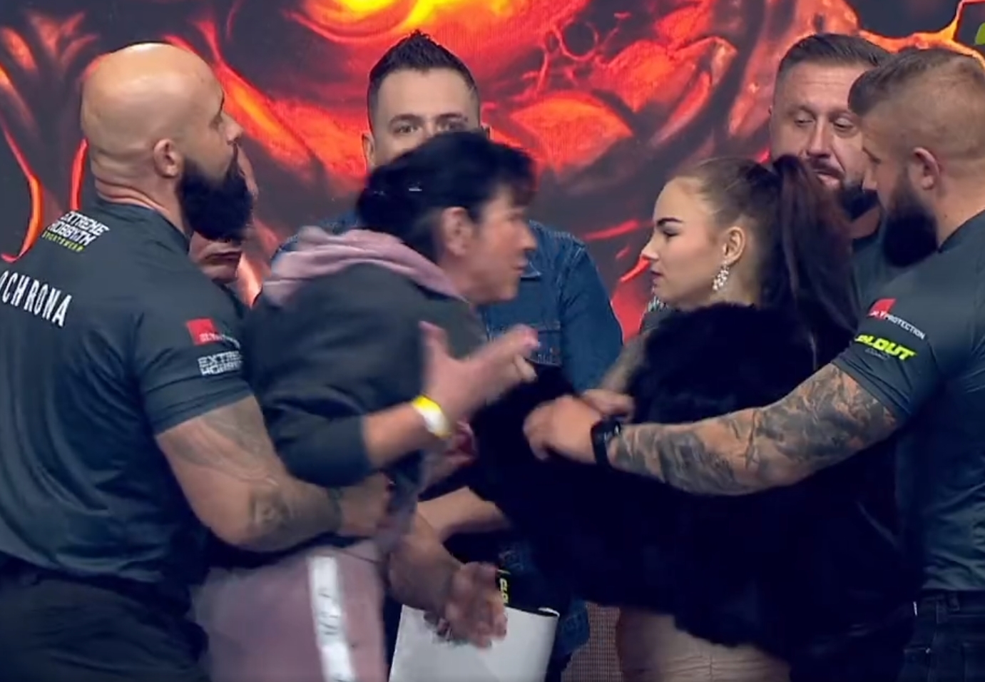 Szokująca walka na Clout MMA! "Goha" Magical zawalczy z... byłą dziewczyną swojego syna [WIDEO]