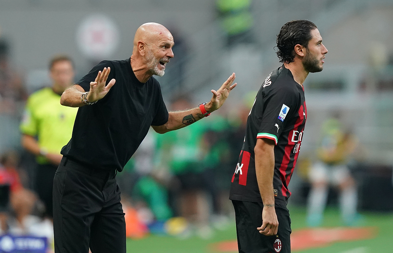 Kapitan Milanu zagotował się po klęsce z PSG. Zdecydowana riposta Stefano Pioliego
