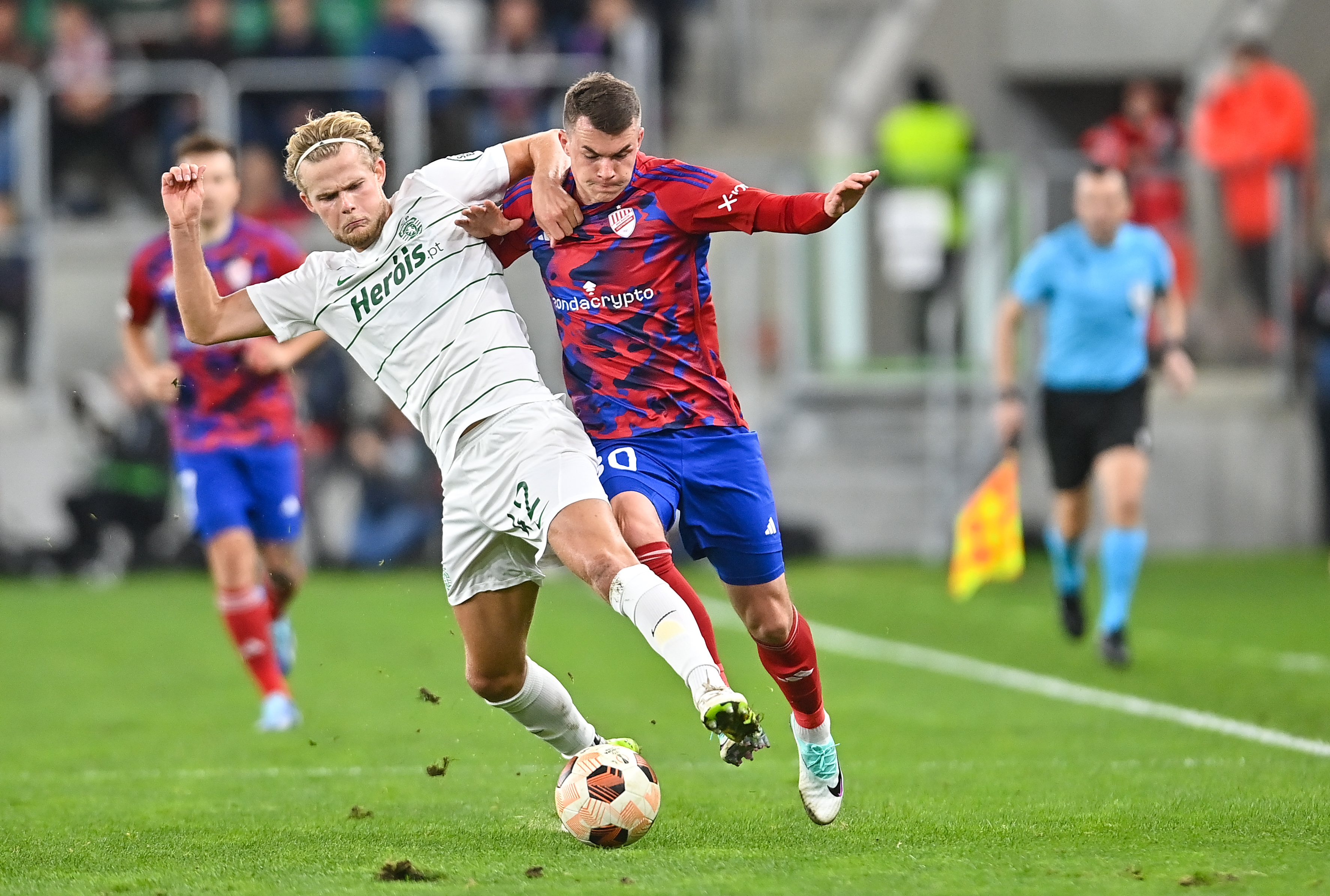 Raków wyszarpał punkt ze Sportingiem! Niedosyt "Medalików", zmiennik zapewnił remis mistrzom Polski [WIDEO]
