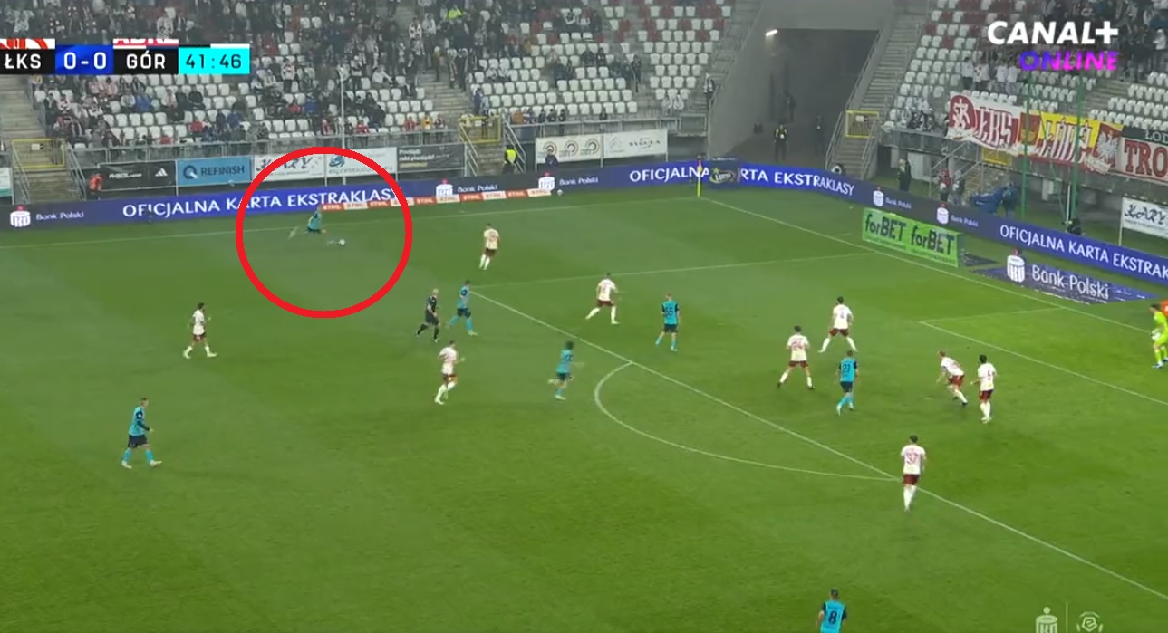 "Nie będę grał szefa, że tak chciałem". Gol po klasycznym centrostrzale w Ekstraklasie [WIDEO]