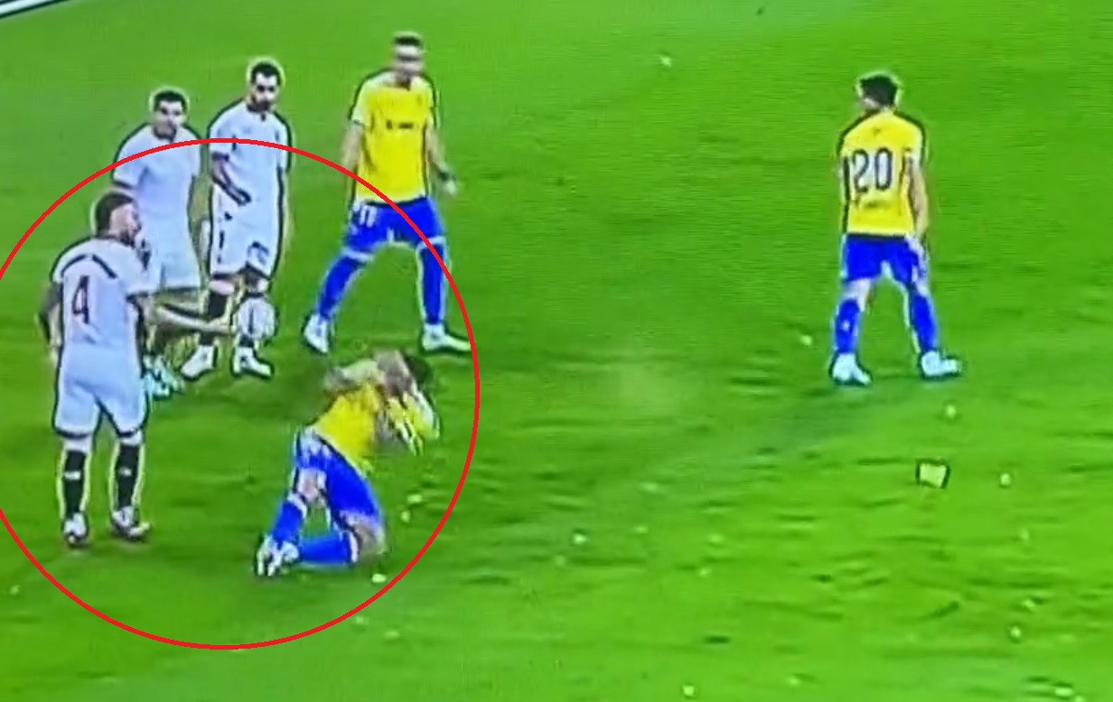 Sergio Ramos znów nie wytrzymał. Skandaliczne zachowanie Hiszpana, mógł wylecieć z boiska [WIDEO]