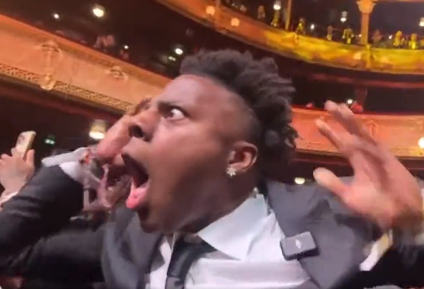 Tak na Złotą Piłkę dla Leo Messiego zareagował znany streamer. Był w szoku, nagle zaczął… szczekać [WIDEO] 