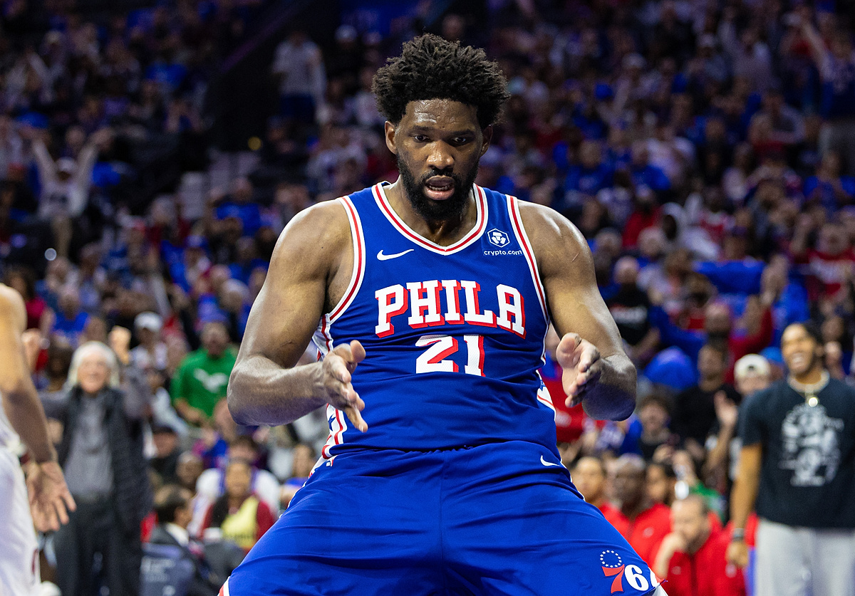 Gwiazdor NBA ukarany za obsceniczny gest. Koszykarz musi zapłacić dużą grzywnę [WIDEO]