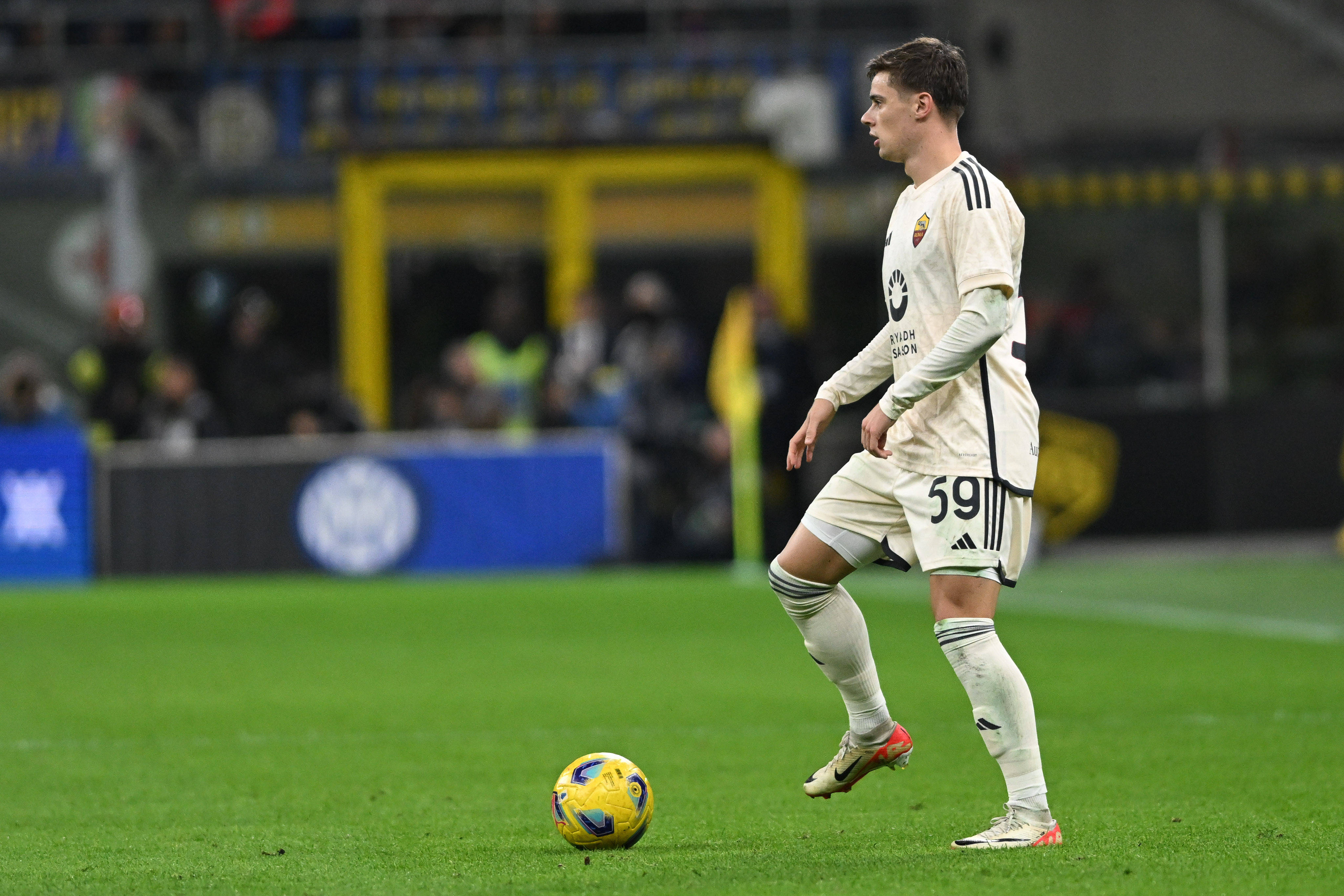 Media: Nicola Zalewski może zostać sprzedany. AS Roma wyceniła reprezentanta Polski
