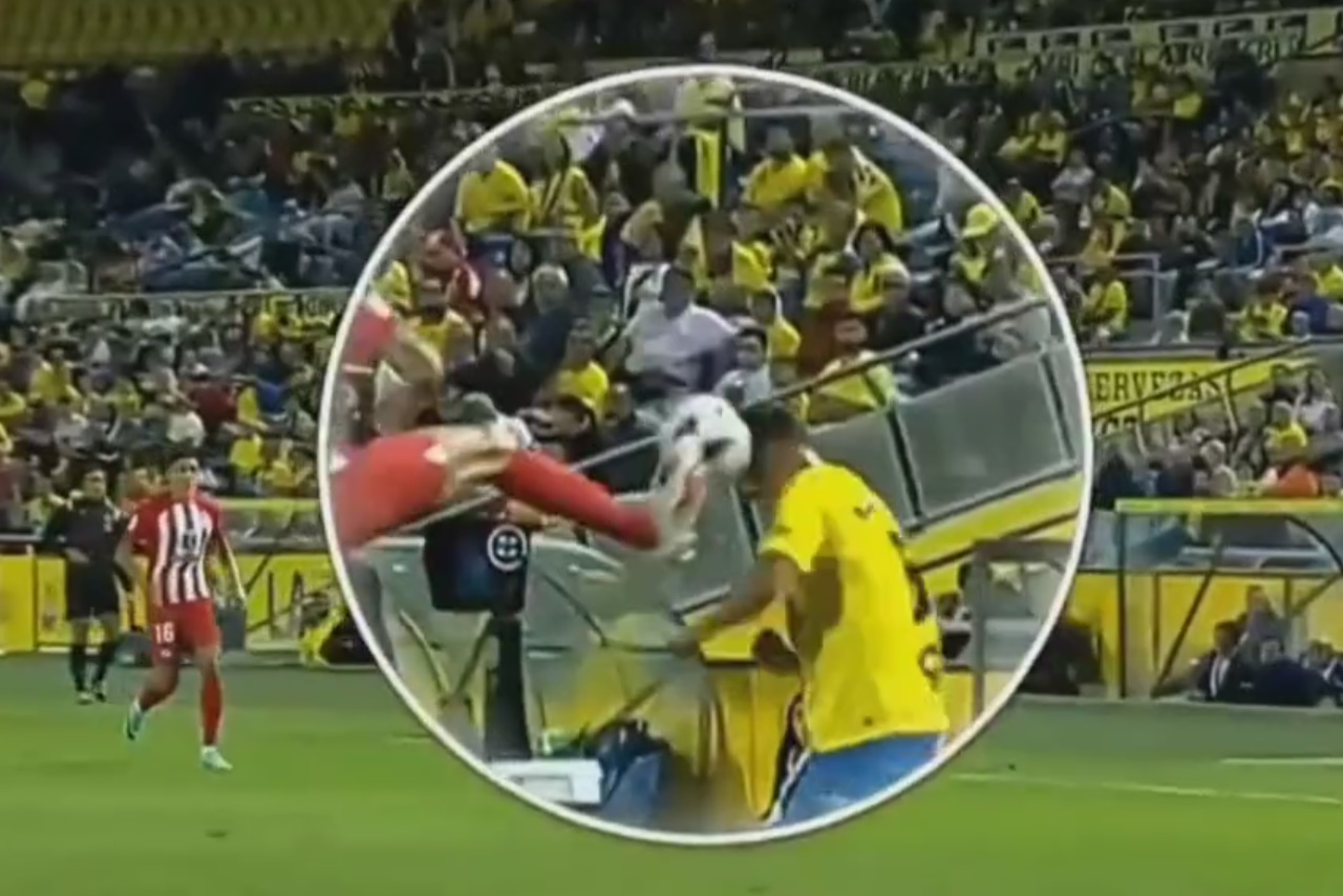 Makabryczny faul i... brak choćby żółtej kartki. Karygodne zachowanie obrońcy Atletico Madryt [WIDEO]