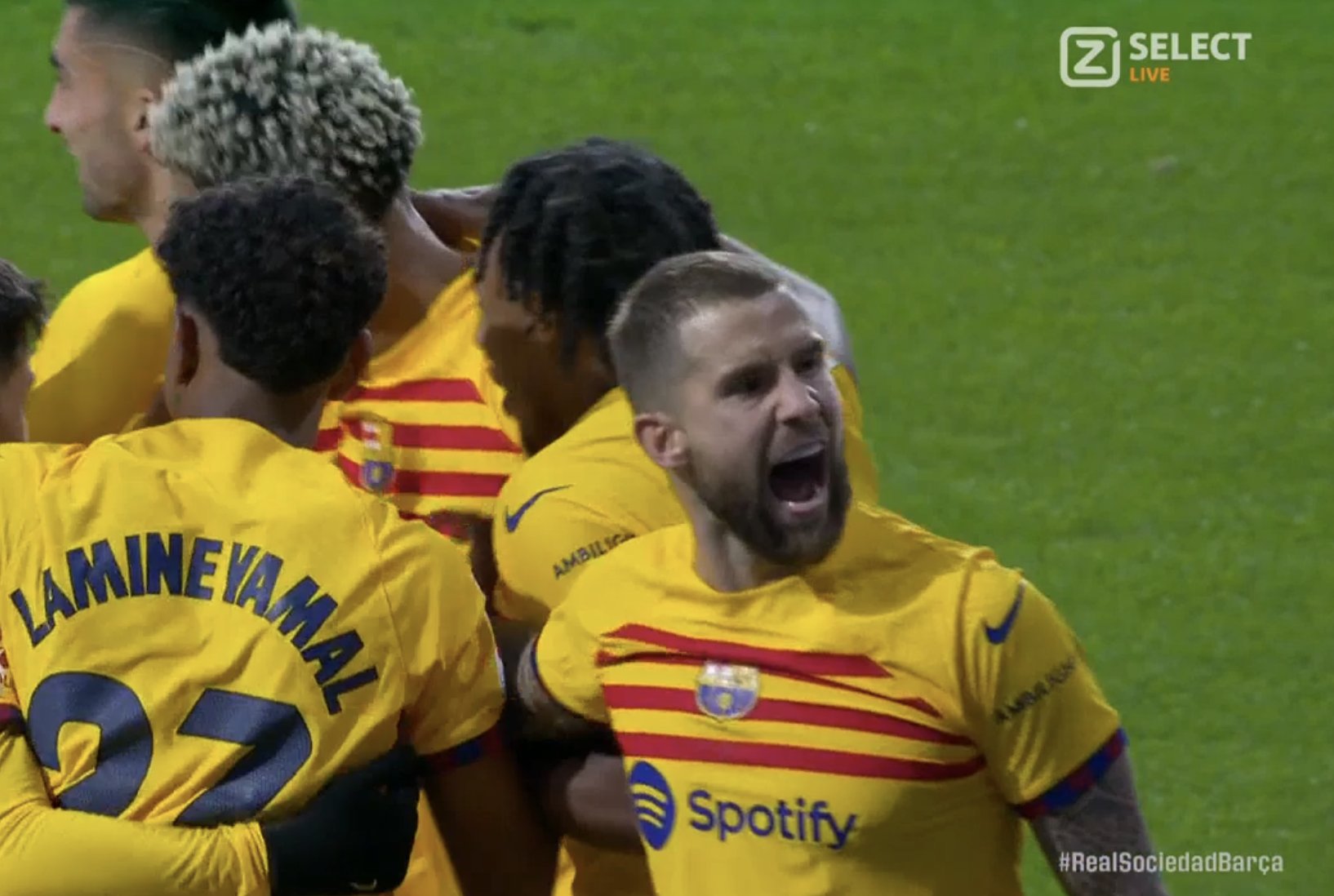 Ter Stegen i Araujo uratowali FC Barcelonę! Słaby występ Lewandowskiego, Xavi ściągnął go z boiska [WIDEO]