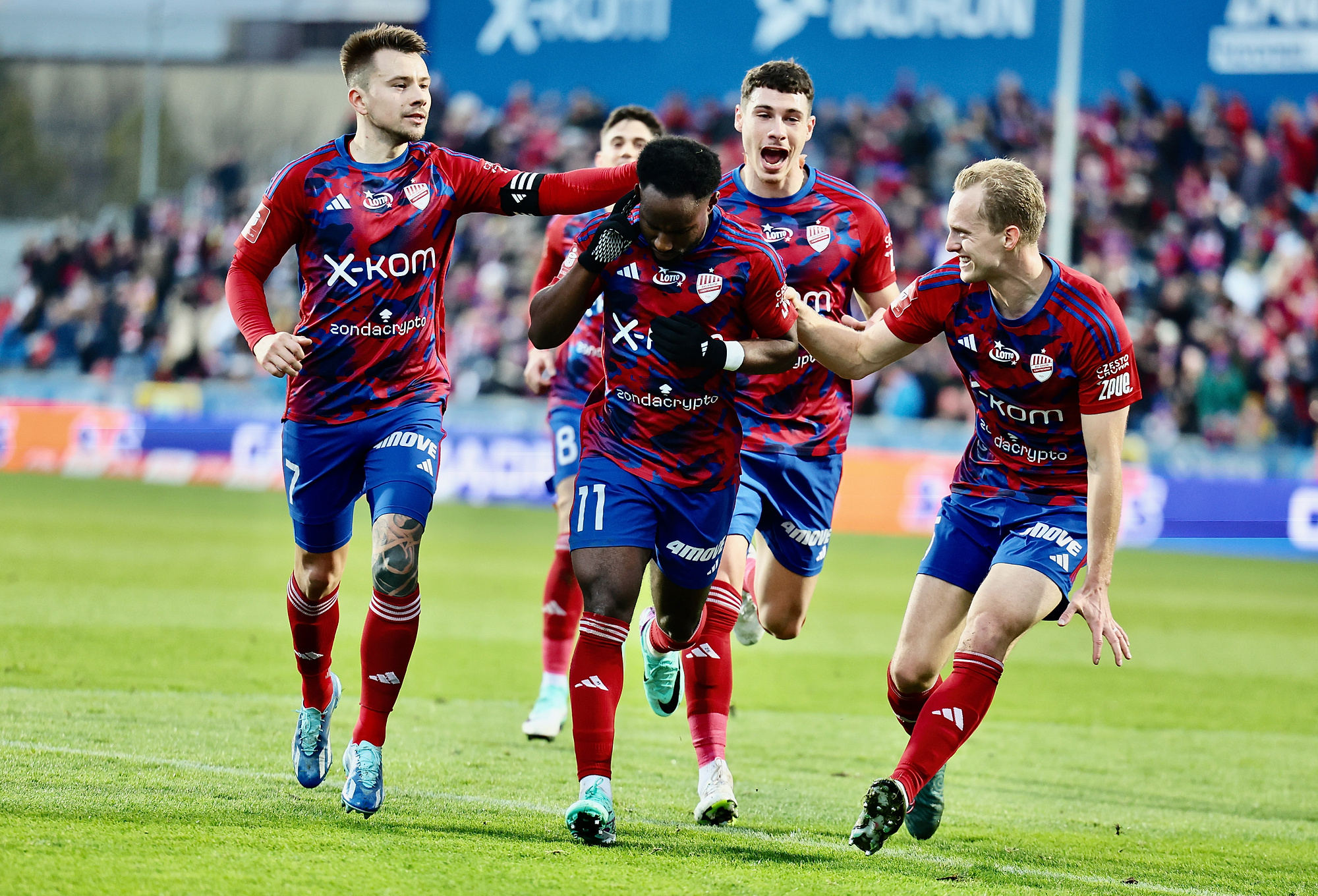 Raków Częstochowa zdemolował rywali w Ekstraklasie! 5:0, pokaz mocy mistrzów Polski [WIDEO]