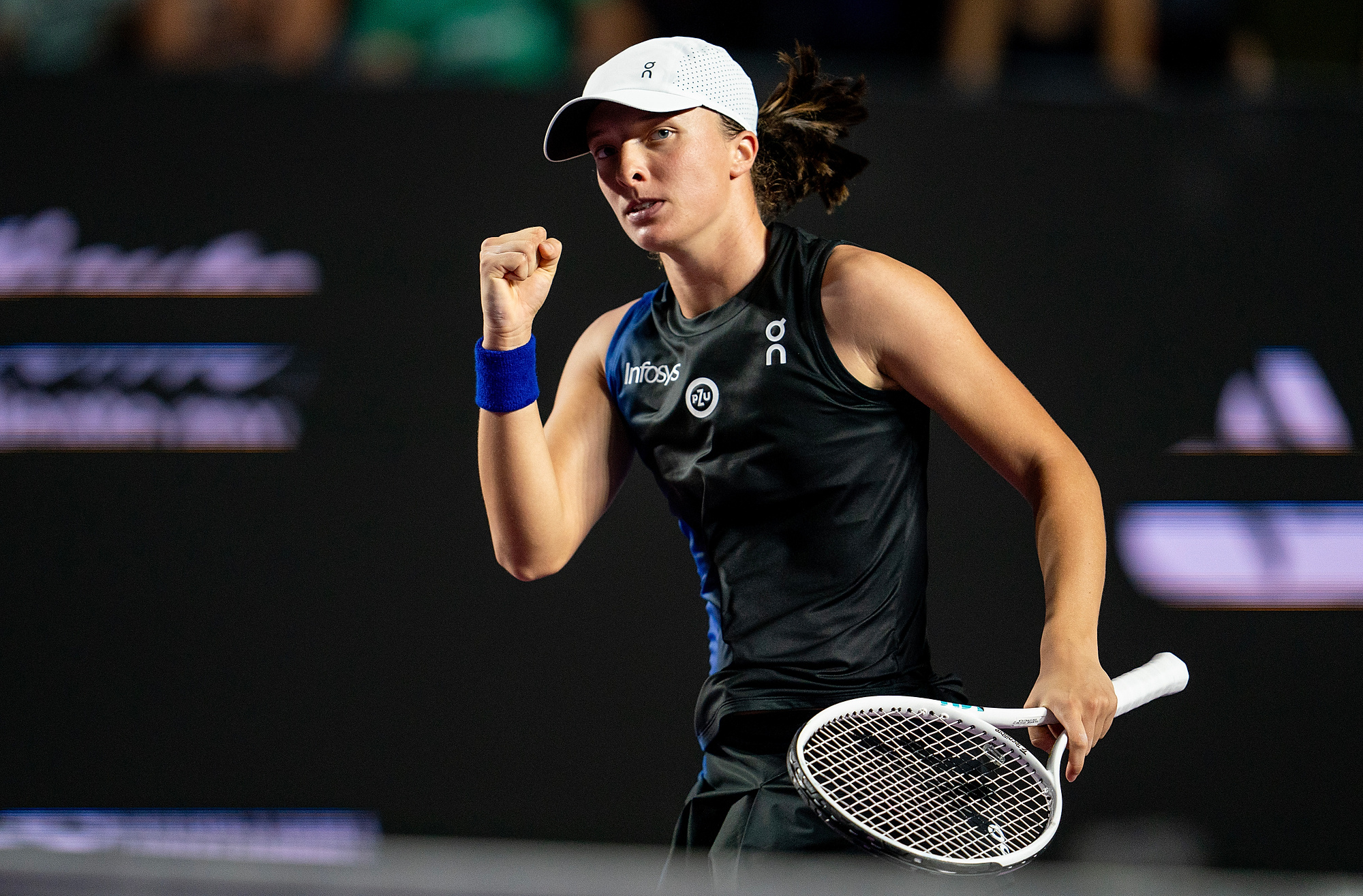 Iga Świątek - Qinwen Zheng gdzie oglądać? Stream online i transmisja na żywo w TV z WTA Dubaj (22.02.24)
