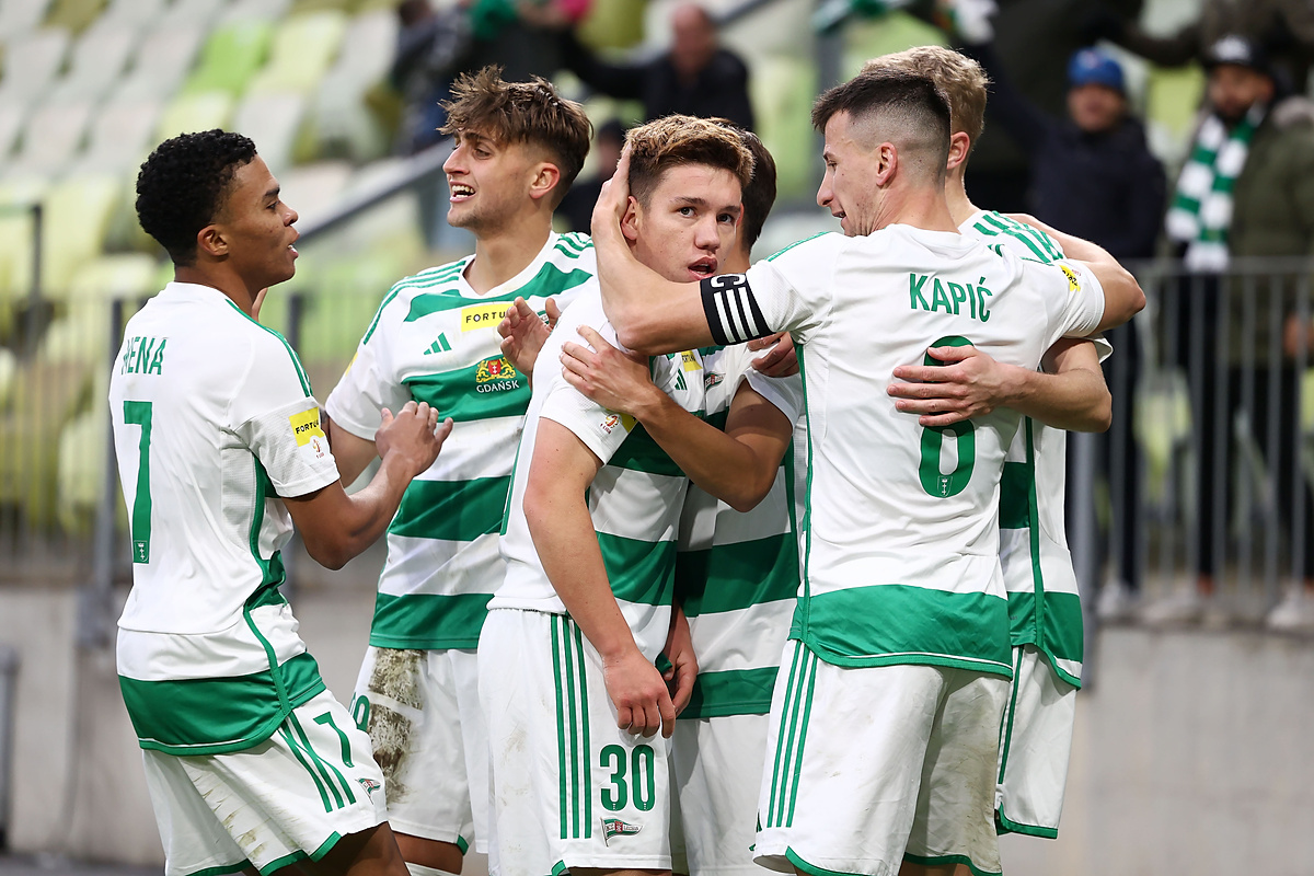 Lechia Gdańsk idzie w górę tabeli! Wygrała z rywalem do awansu