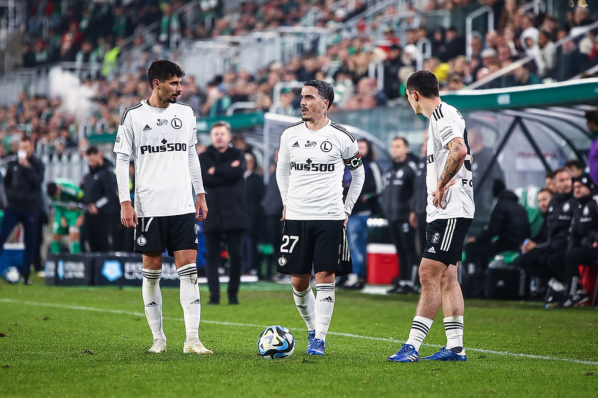 Legia Warszawa - Lech Poznań gdzie oglądać? Transmisja na żywo w TV i stream online z hitu Ekstraklasy