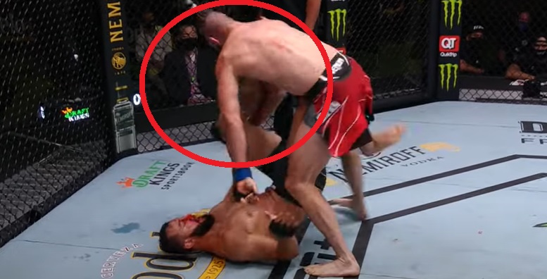 Były mistrz UFC został znokautowany, a chwilę później sam znokautował rywala. Kuriozum w trakcie walki [WIDEO]