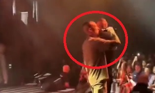 Jacek Góralski zagrał koncert u boku znanego rapera. Były reprezentant Polski porwał tłumy [WIDEO]