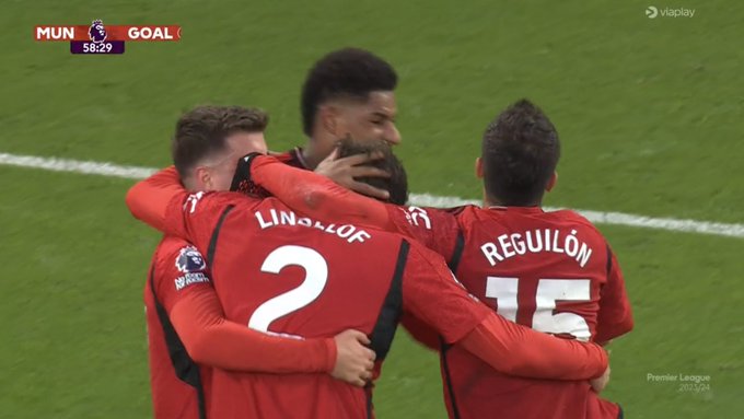 Wymęczone zwycięstwo Manchesteru United! Obrońca bohaterem "Czerwonych Diabłów" [WIDEO]