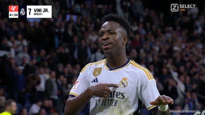 Miażdżące zwycięstwo Realu! Dublety Viniciusa i Rodrygo, Valencia zdeklasowana na Bernabeu [WIDEO]