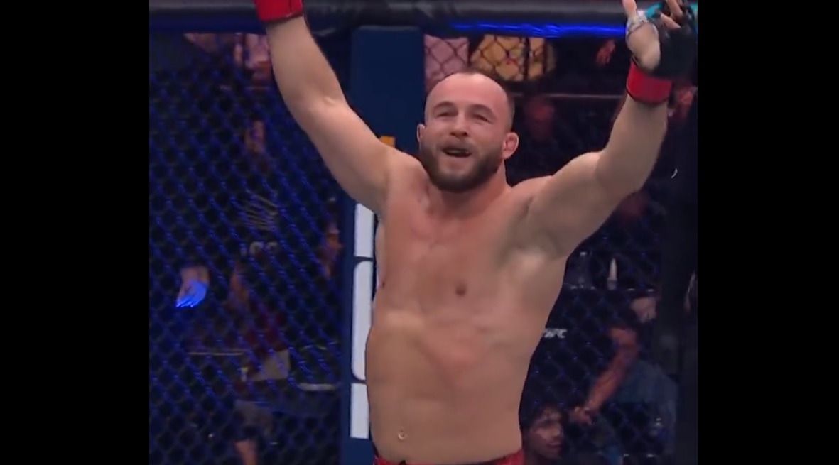 Efektowne zwycięstwo Polaka w UFC! Zakończył walkę już w pierwszej rundzie [WIDEO]