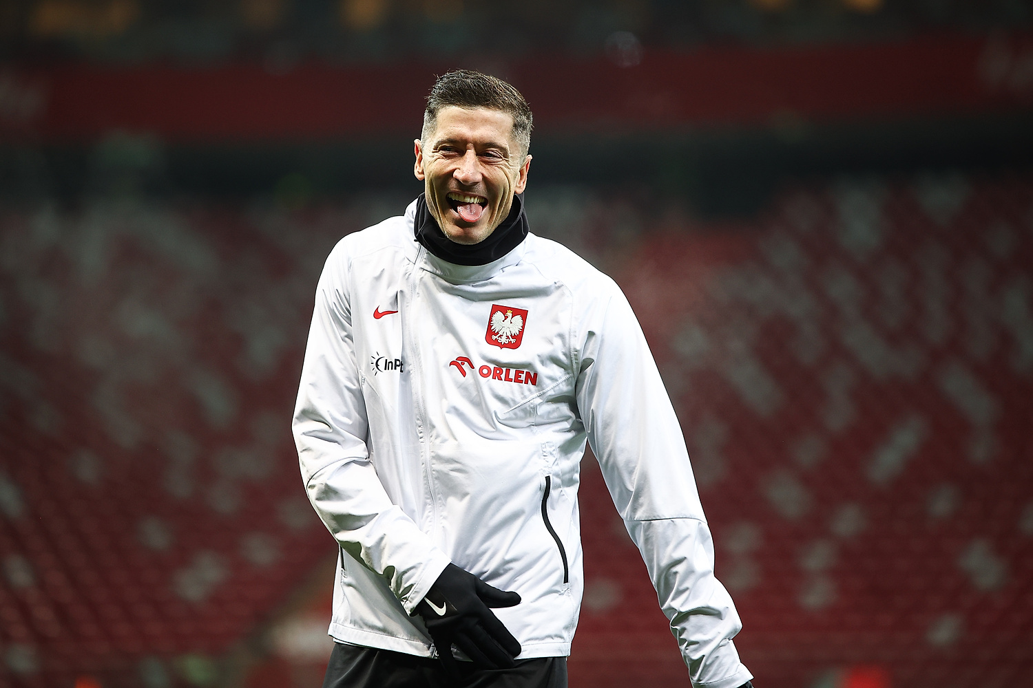 Lewandowski tryskał humorem na treningu. Po tym zagraniu kapitana kadry podniosła się wrzawa [WIDEO]