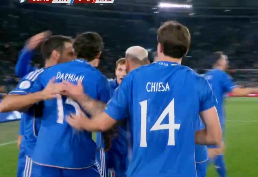 Włosi blisko awansu na EURO 2024! Wygrali po nerwowym meczu. Dwa gole piłkarza Ekstraklasy [WIDEO]
