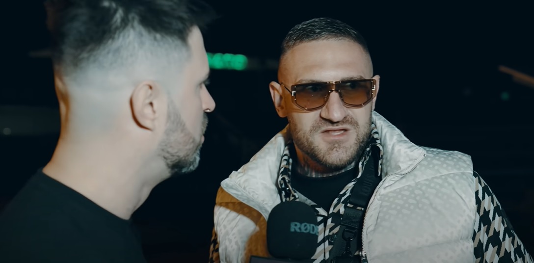 Kolejny fighter w grupie menadżerskiej słynnego rapera. Stajnia muzyka rośnie w siłę [ZDJĘCIE]