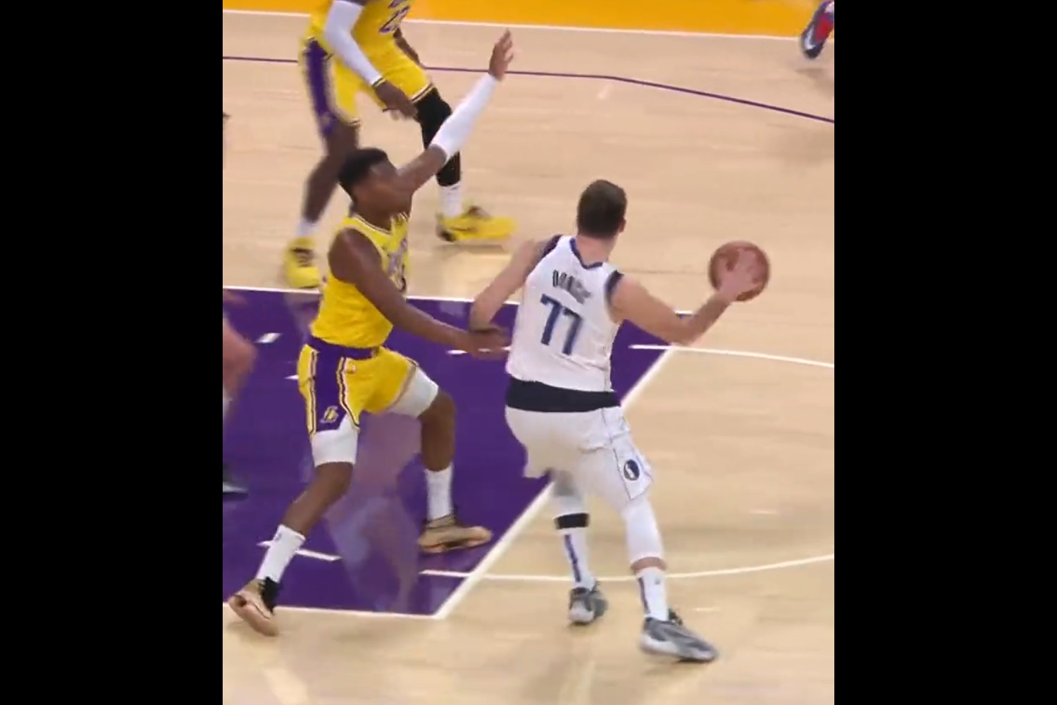 LeBron James ośmieszony przez innego gwiazdora NBA. Zaskakujące zagranie koszykarza [WIDEO]
