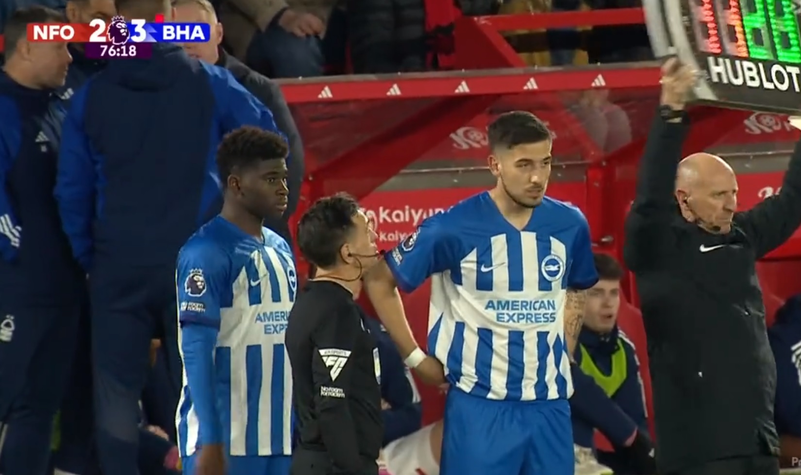 Jakub Moder znów zagrał w Premier League. Szalony mecz Brighton, pięć goli i czerwona kartka [WIDEO]