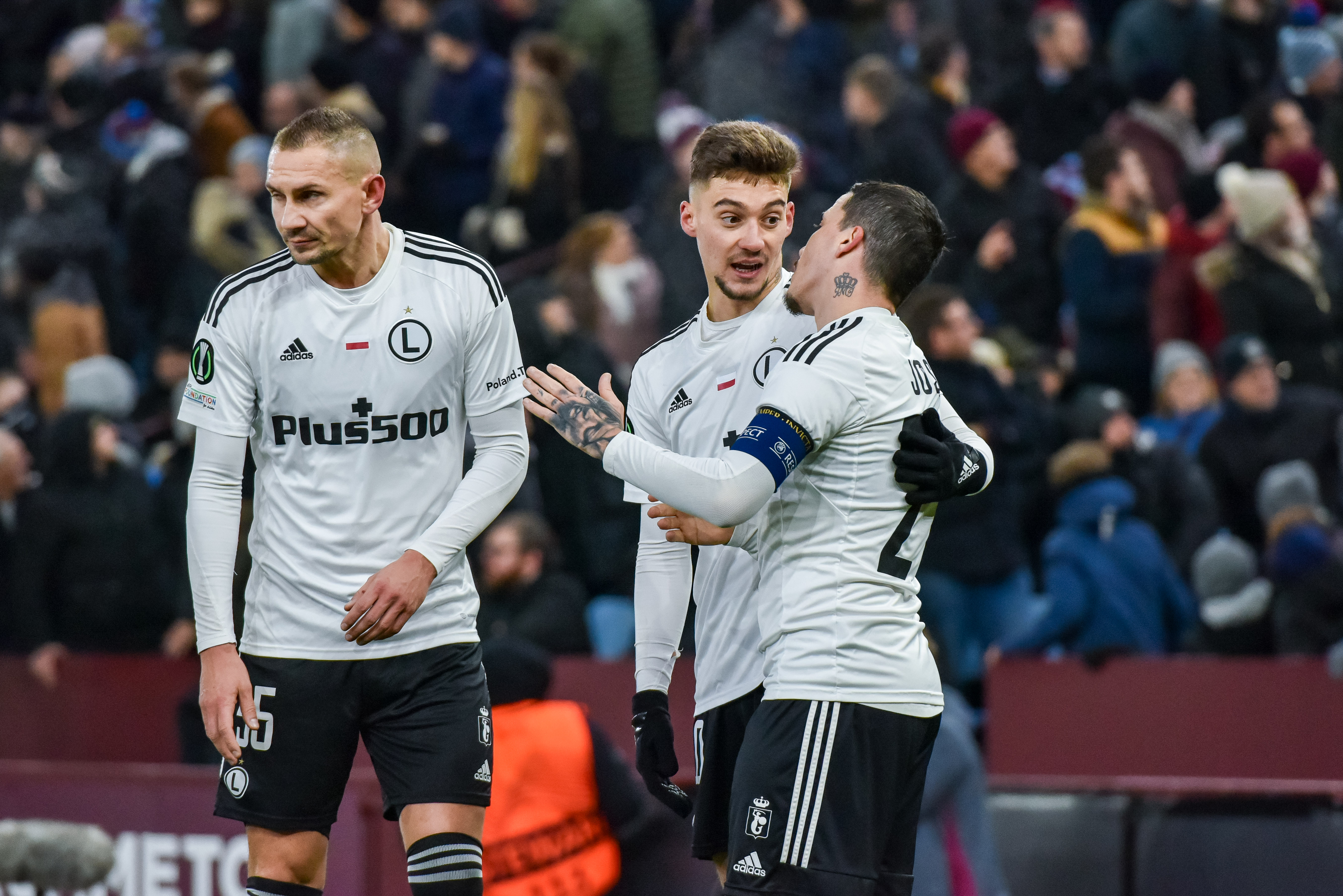 Oceny po Aston Villa - Legia! Jego błędy były fatalne. "Wyprowadzali go w pole, najsłabszy"