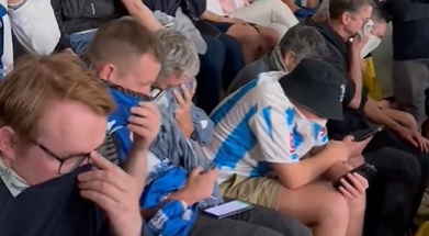Nie tylko Birmingham. Policja w akcji, kibice dostali rykoszetem. Szokujące sceny [WIDEO]