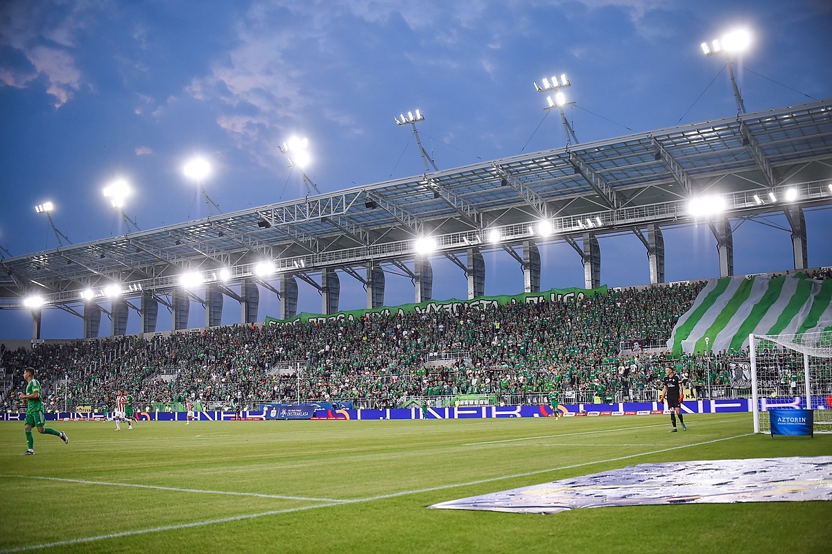 Czwarta zmiana trenera w tym sezonie Ekstraklasy! Klub ogłosił nazwisko nowego szkoleniowca