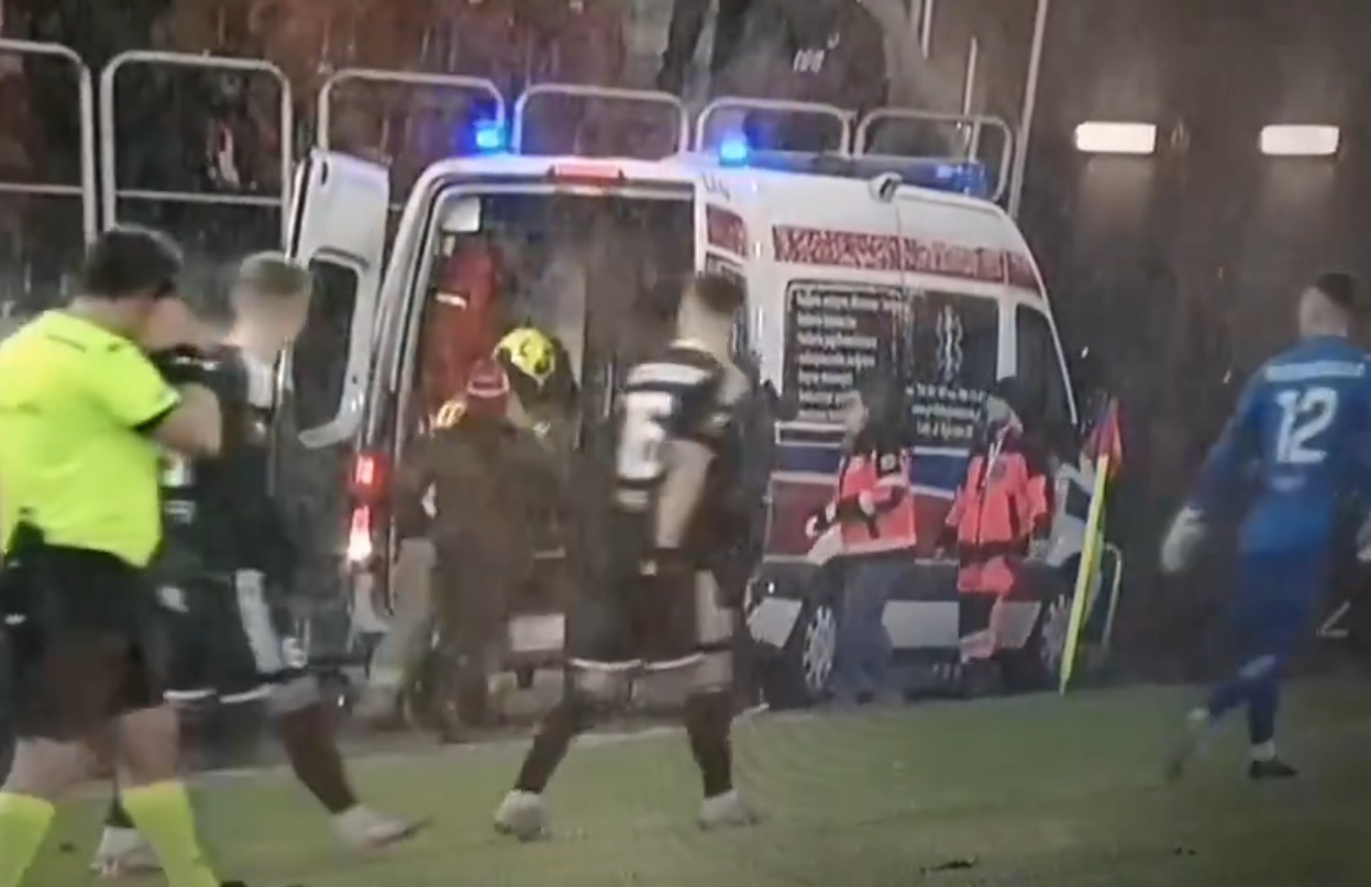 Obrzydliwe sceny na stadionie Widzewa. Kibic Radomiaka krzyczał: "zdychaj, ku*wo" podczas reanimacji [WIDEO]