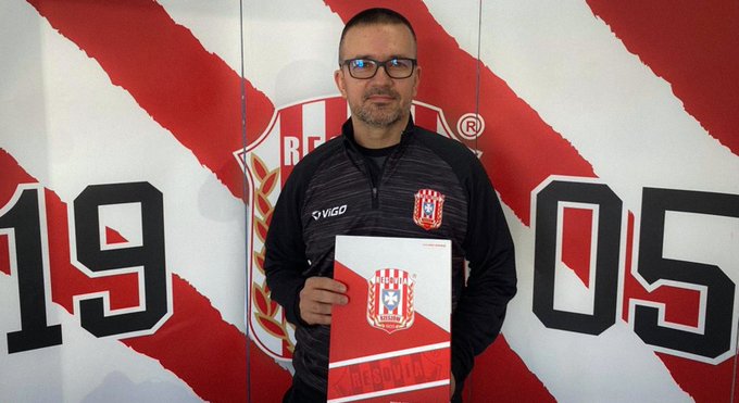 Rafał Ulatowski znów na karuzeli trenerskiej. Pierwszoligowiec wydał oficjalny komunikat