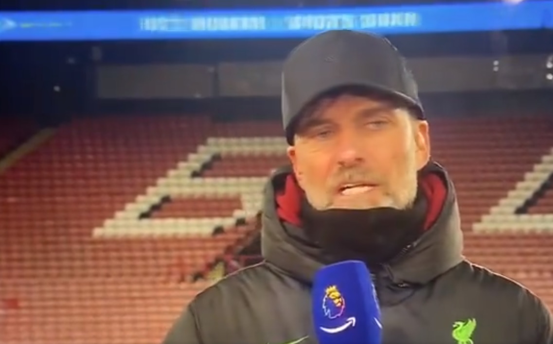 Klopp stracił panowanie nad sobą po wygranej Liverpoolu. Nazwał dziennikarza "kompletnym ignorantem" [WIDEO]