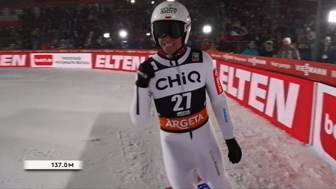 Znakomity skok Piotra Żyły w Klingenthal! Liderzy nie zawiedli, trzech Polaków odpadło przed finałem