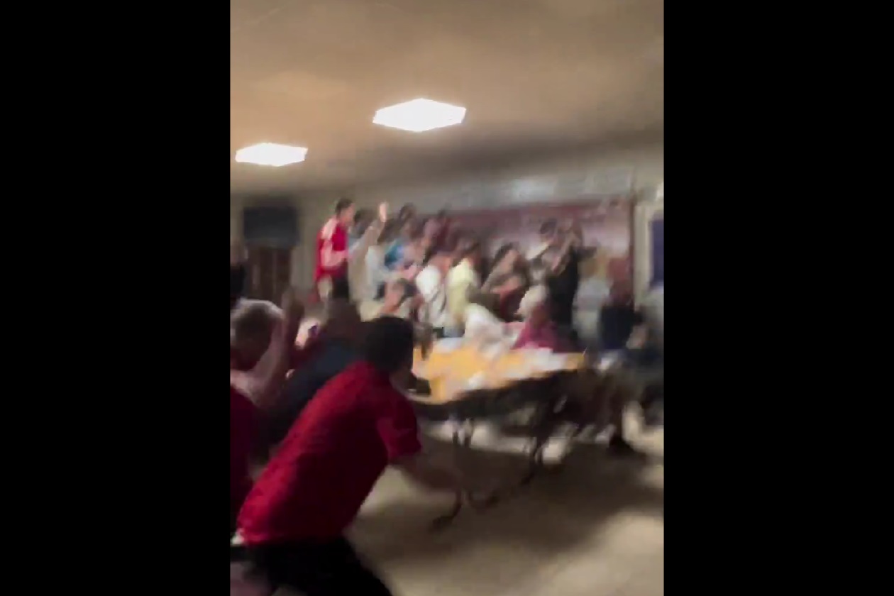 Bezcenna reakcja piłkarzy szóstoligowca. Tak zachowali się po wylosowaniu Paris Saint-Germain [WIDEO]