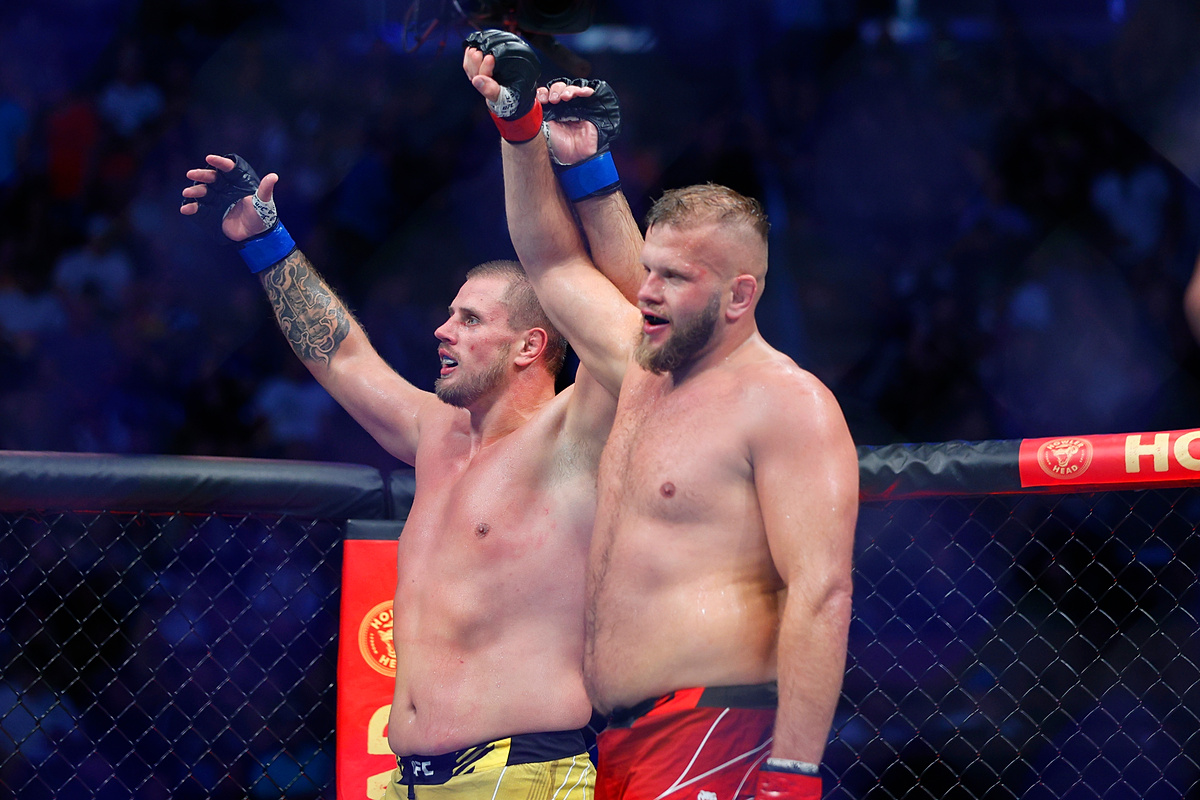 UFC Fight Night gdzie oglądać? Transmisja na żywo w TV i stream online z walki Tuivasa - Tybura (17.03.2024)