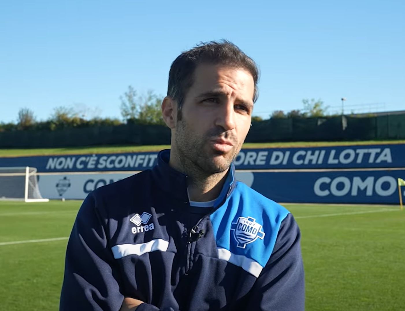 Kolejny wielki piłkarz uznanym trenerem? Fabregas już w akcji, radzi sobie świetnie. "Marzę o Premier League"