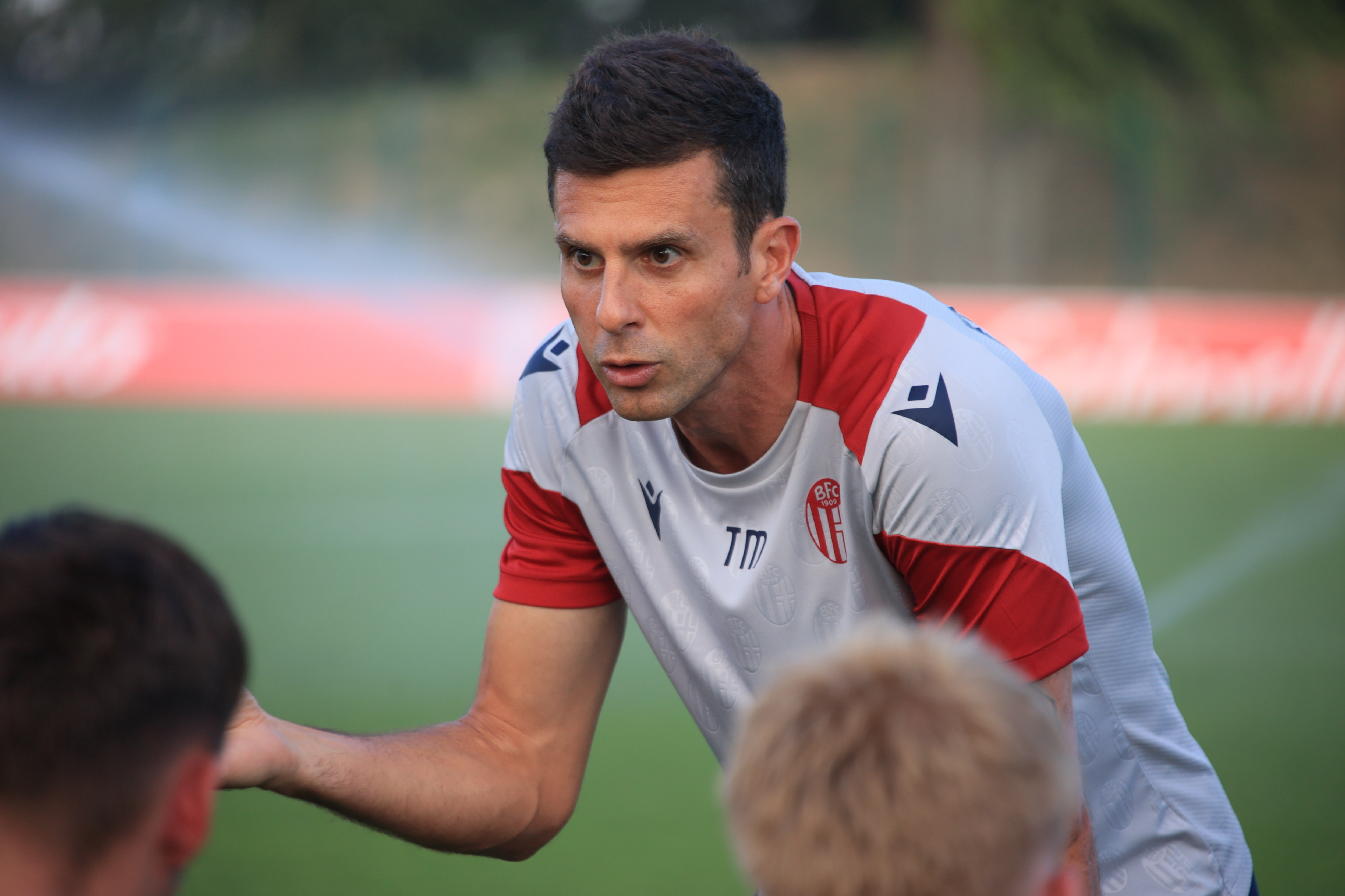 Kolejny wielki piłkarz został rozchwytywanym trenerem. Największa sensacja Serie A. Powalczy o Ligę Mistrzów?