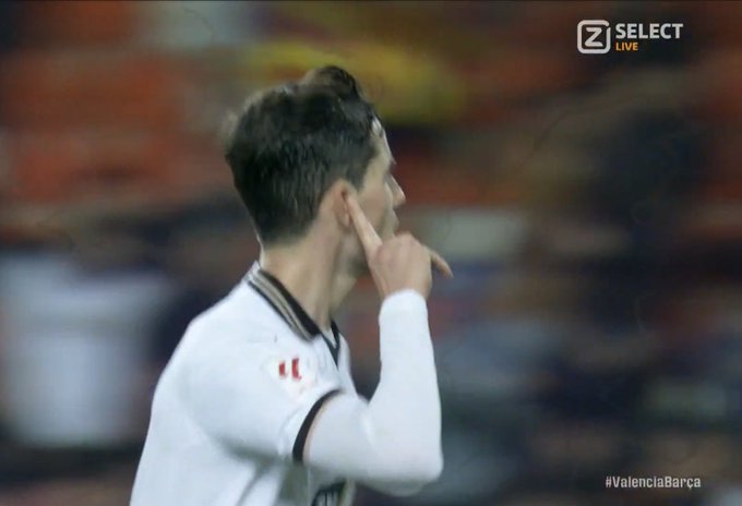 FC Barcelona znowu bez zwycięstwa! Kapitalny gol Valencii na wagę punktu [WIDEO]