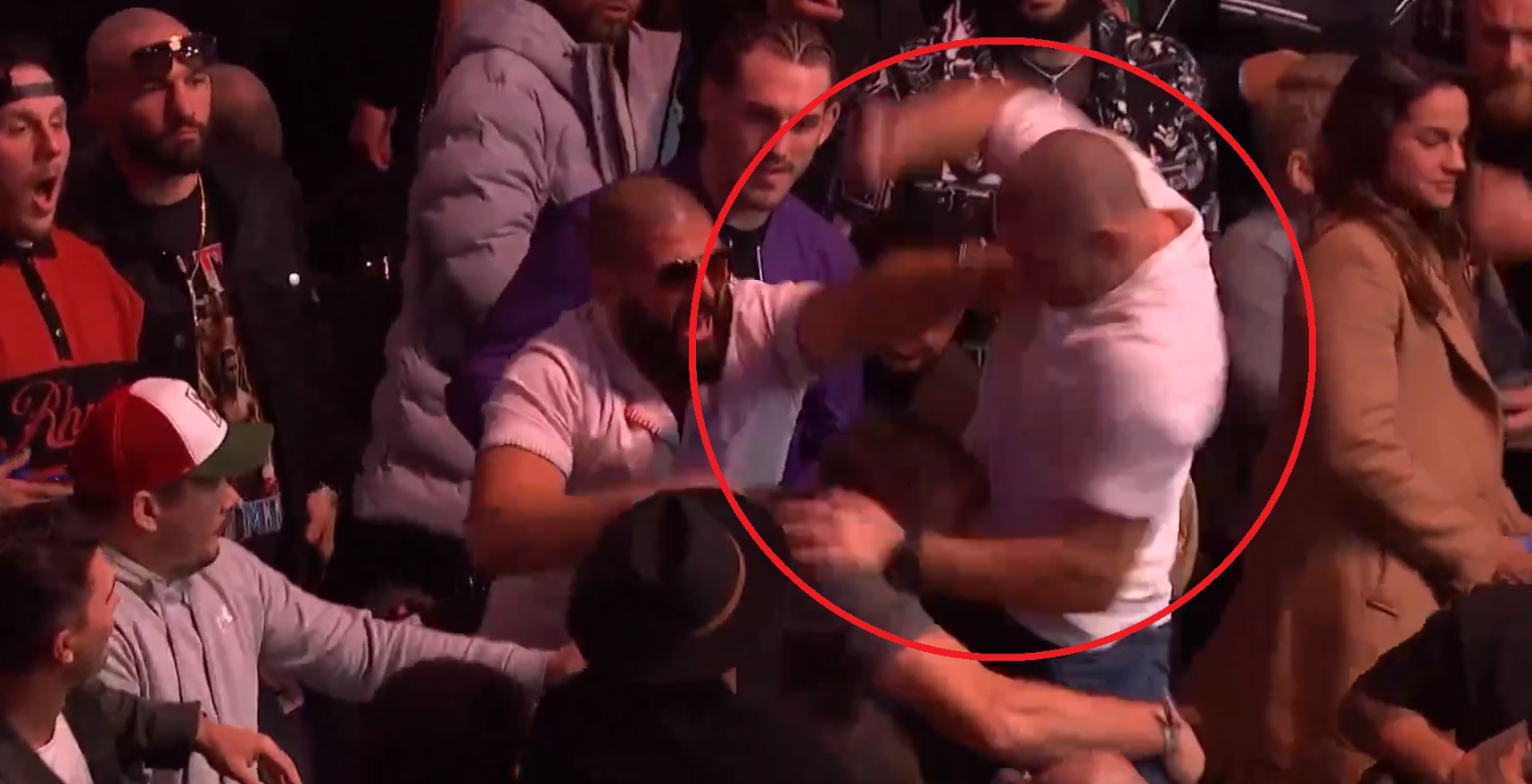 Ogromna awantura podczas gali UFC. Gwiazdy organizacji pobiły się na trybunach [WIDEO]