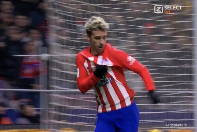 Szaleństwo! Atletico straciło dwa gole przewagi w końcówce. Griezmann przeszedł do historii klubu [WIDEO]
